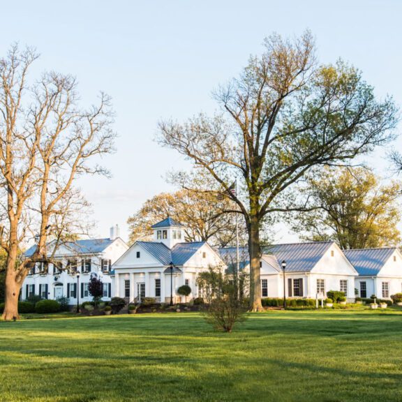 photo of the outside of the Arlington Memorial Gardens Admin Building