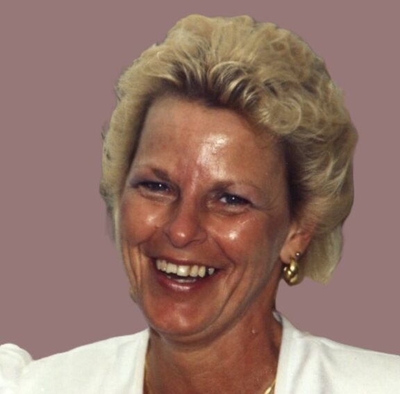Donna Rae McCloskey